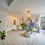 Casa Royale Aria 公寓 *